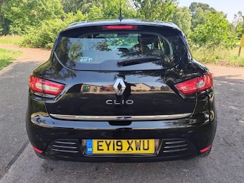 Used Renault Clio 2019 for sale - 79012107: Photo