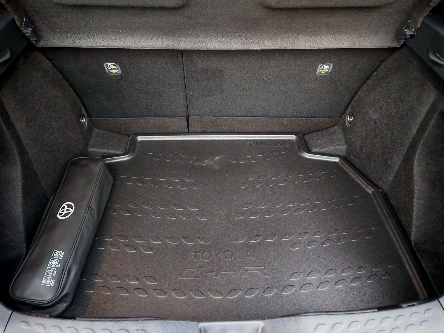 Used Toyota C-HR 2018 for sale - 76512942: Photo 39