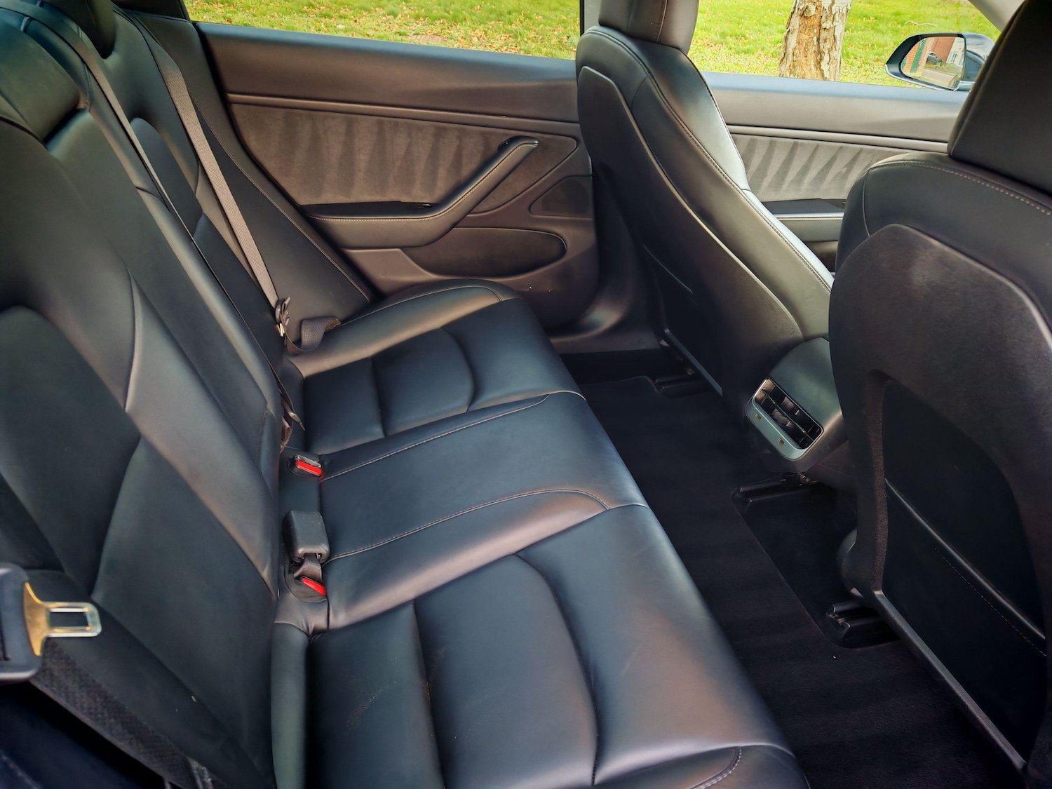 Used Tesla Model 3 2019 for sale - 76592655: Photo 22