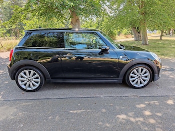 Used MINI Hatch 2018 for sale - 79317160: Photo