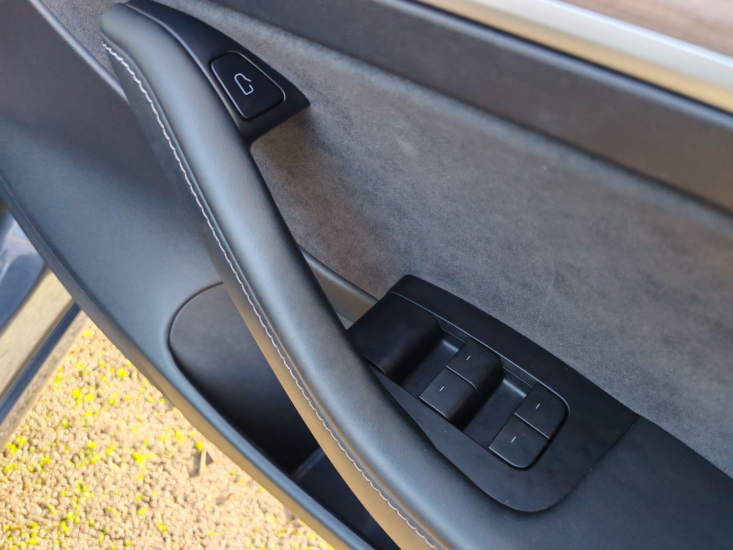 Used Tesla Model 3 2021 for sale - 77049862: Photo 32