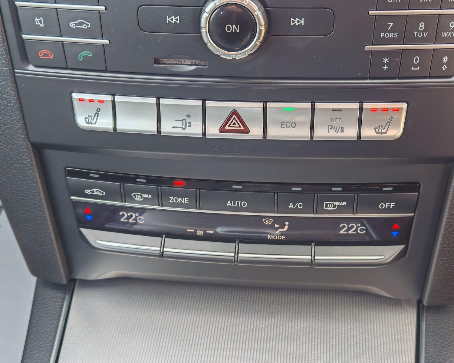 Used Mercedes-Benz E Class for sale - 77977651: Photo 34