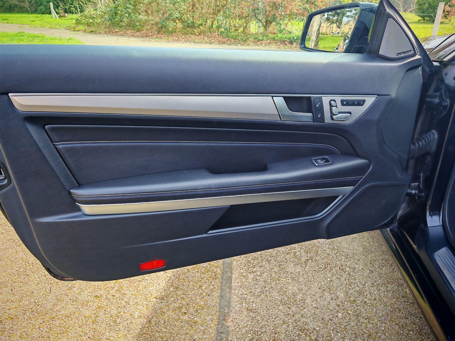 Used Mercedes-Benz E Class for sale - 77977651: Photo 38