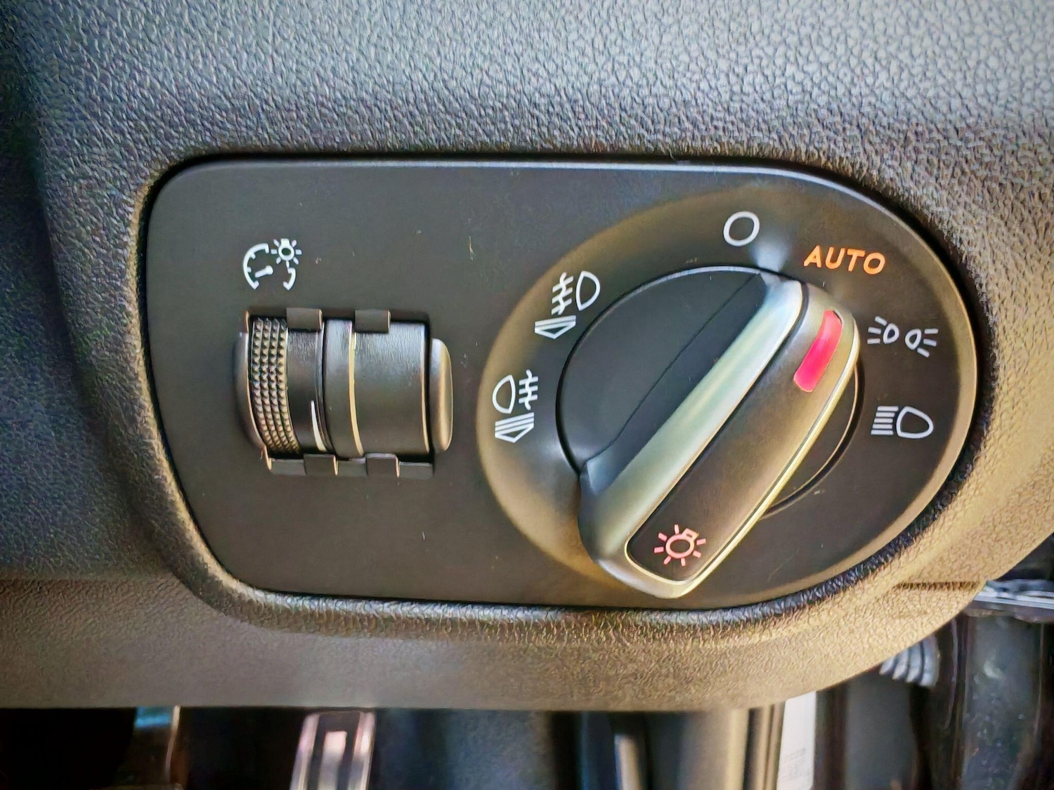 Used Audi A1 2015 for sale - 76377616: Photo 32