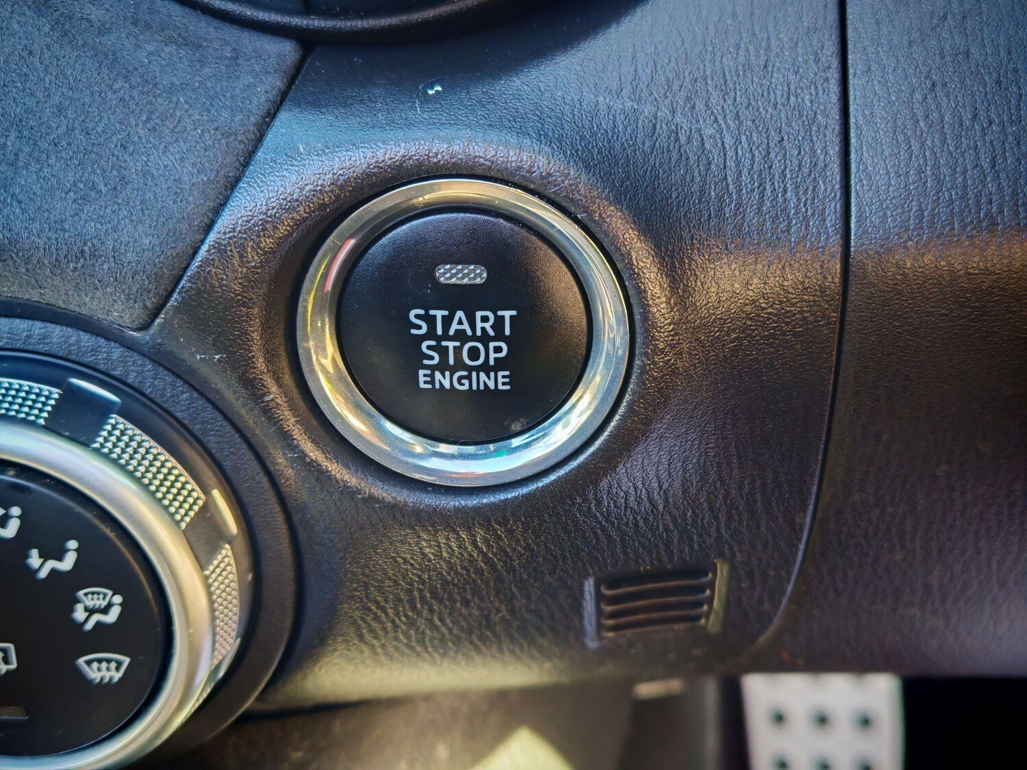 Used Mazda MX-5 2016 for sale - 77839987: Photo 32