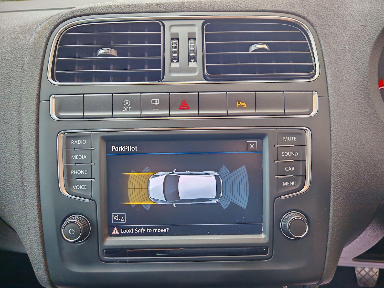 Used Volkswagen Polo 2018 for sale - 76484901: Photo 25