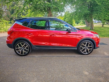 Used SEAT Arona 2018 for sale - 76166618: Photo