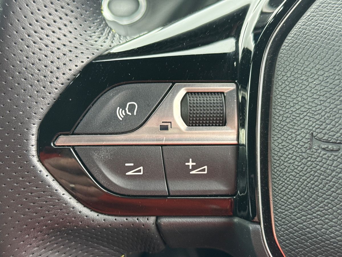 Used Peugeot E-2008 2023 for sale - 76133394: Photo 23