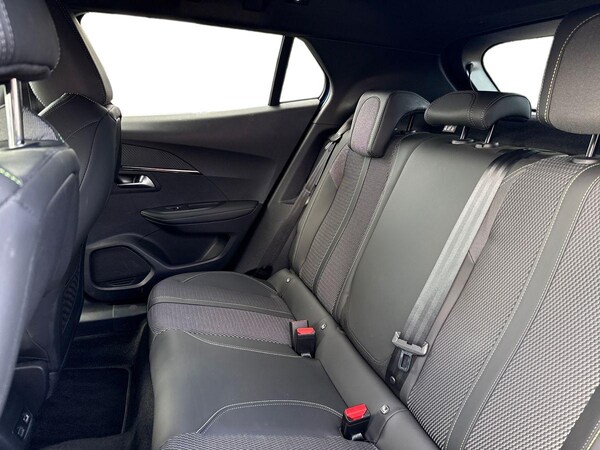Used Peugeot E-2008 2024 for sale - 75580921: Photo 10