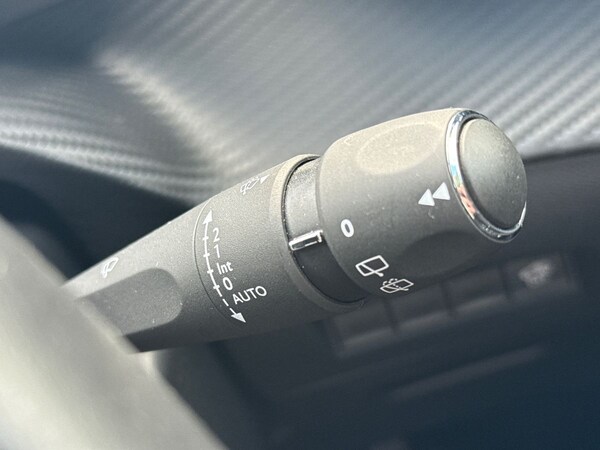 Used Peugeot E-2008 2024 for sale - 75580921: Photo 20