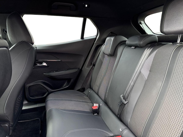 Used Peugeot 2008 2023 for sale - 75603722: Photo 10