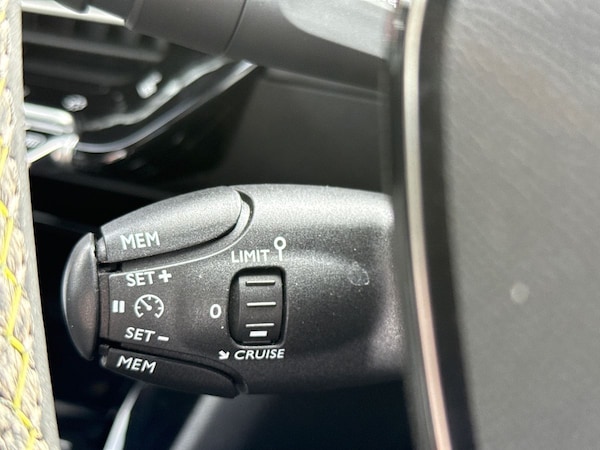 Used Peugeot 2008 2023 for sale - 75603722: Photo 22