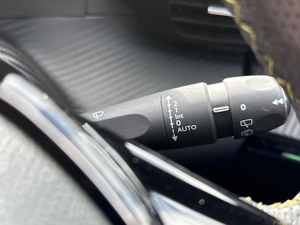 Used Peugeot 2008 2023 for sale - 75603722: Photo 24