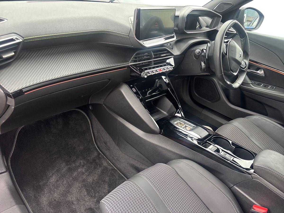 Used Peugeot 2008 2023 for sale - 76305041: Photo 8