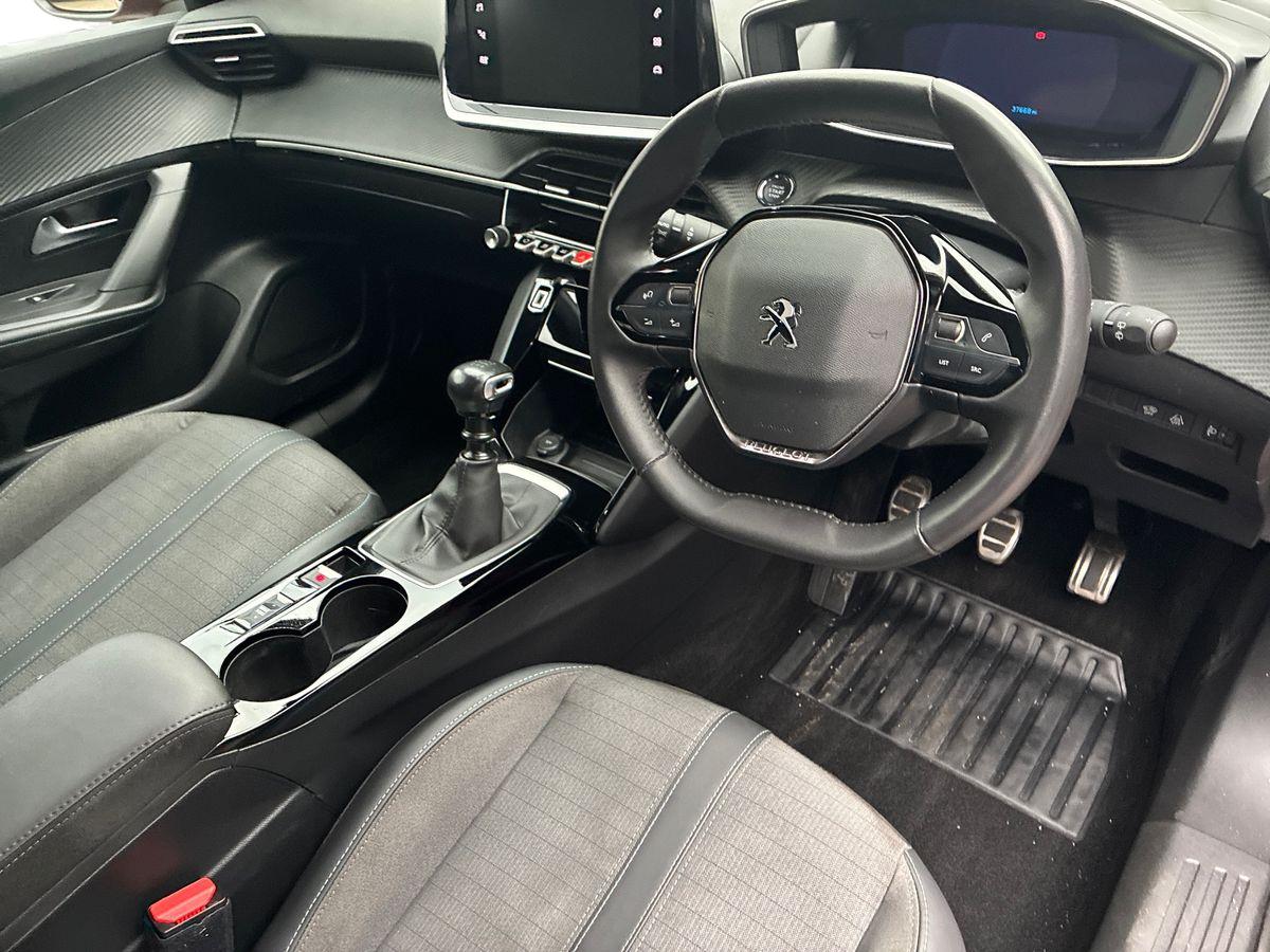 Used Peugeot 2008 2023 for sale - 76421563: Photo 5