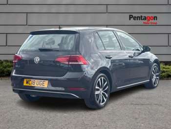 Used Volkswagen Golf 2018 for sale - 75026399: Photo