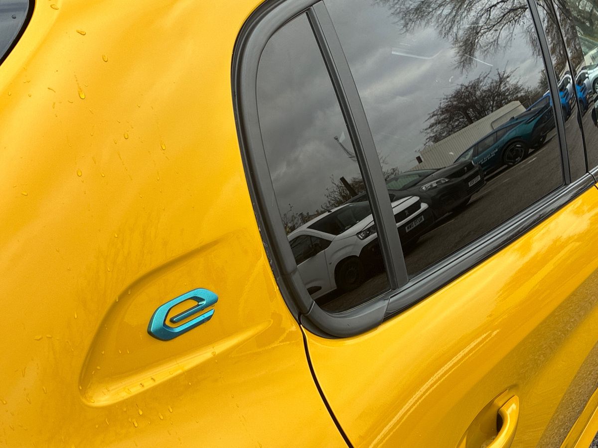 Used Peugeot 208 2022 for sale - 76442606: Photo 19