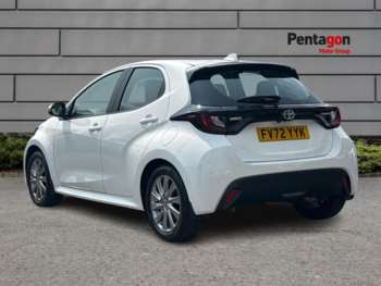 Used Toyota Yaris 2023 for sale - 74757248: Photo