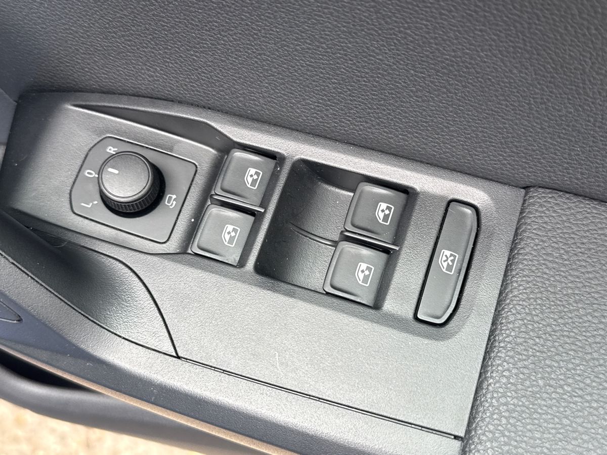 Used SEAT Arona 2023 for sale - 76224539: Photo 19