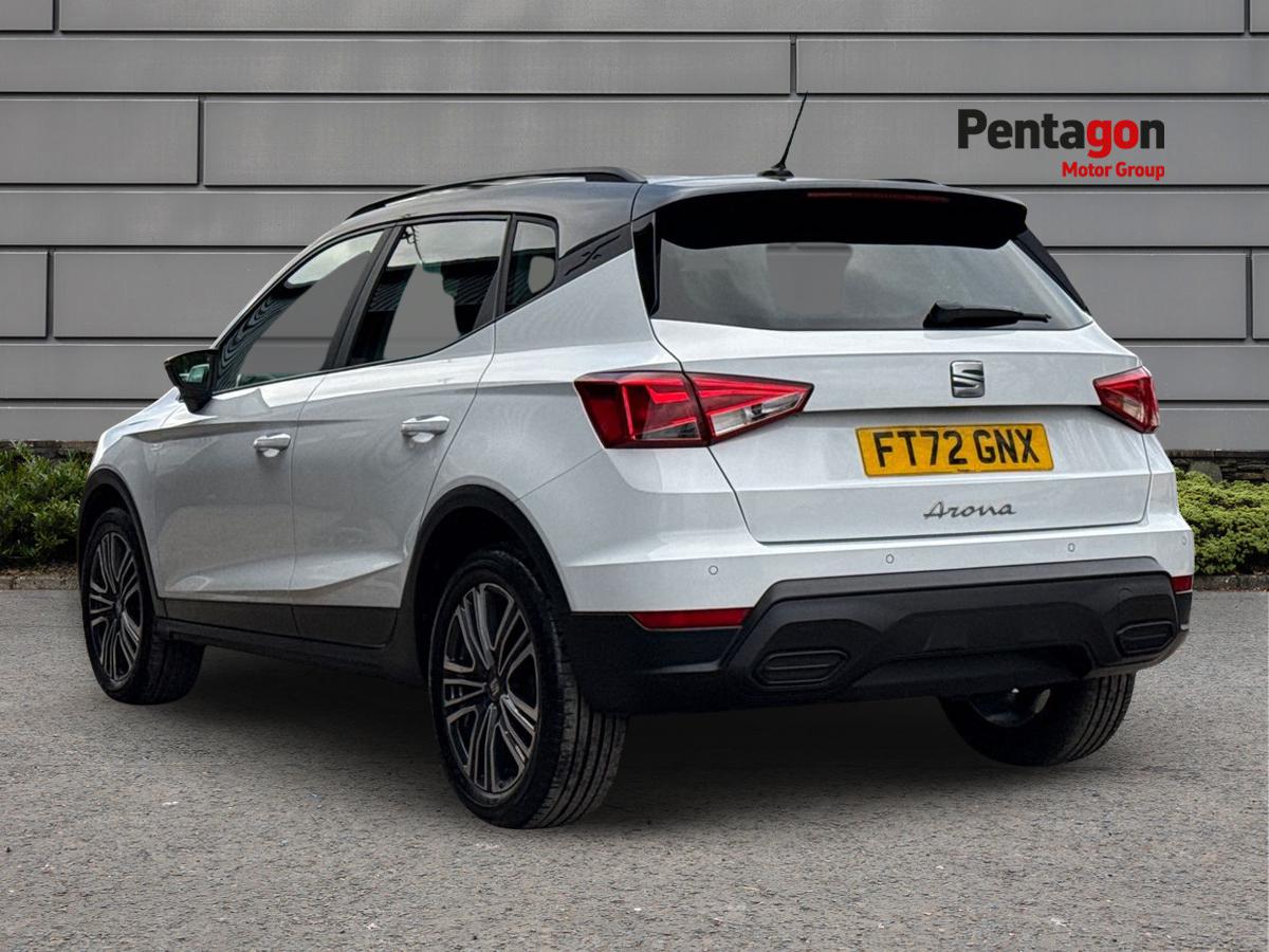 Used SEAT Arona 2023 for sale - 76516105: Photo 2