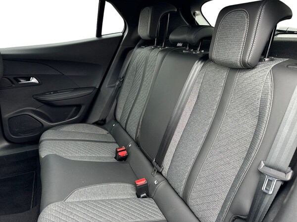 Used Peugeot 2008 2024 for sale - 71942863: Photo 10