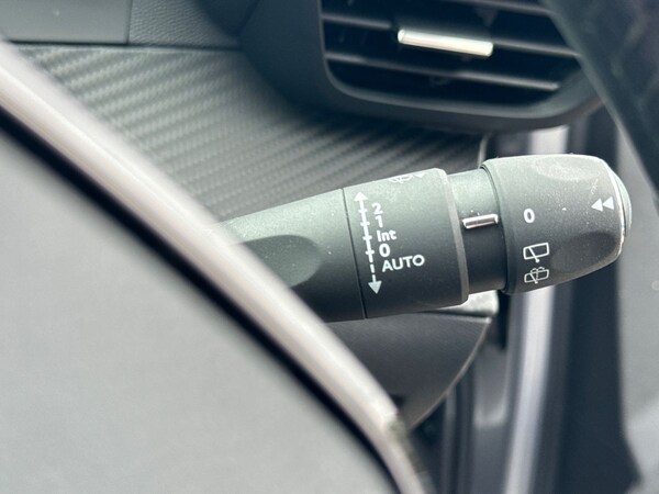 Used Peugeot 2008 2024 for sale - 71942863: Photo 27