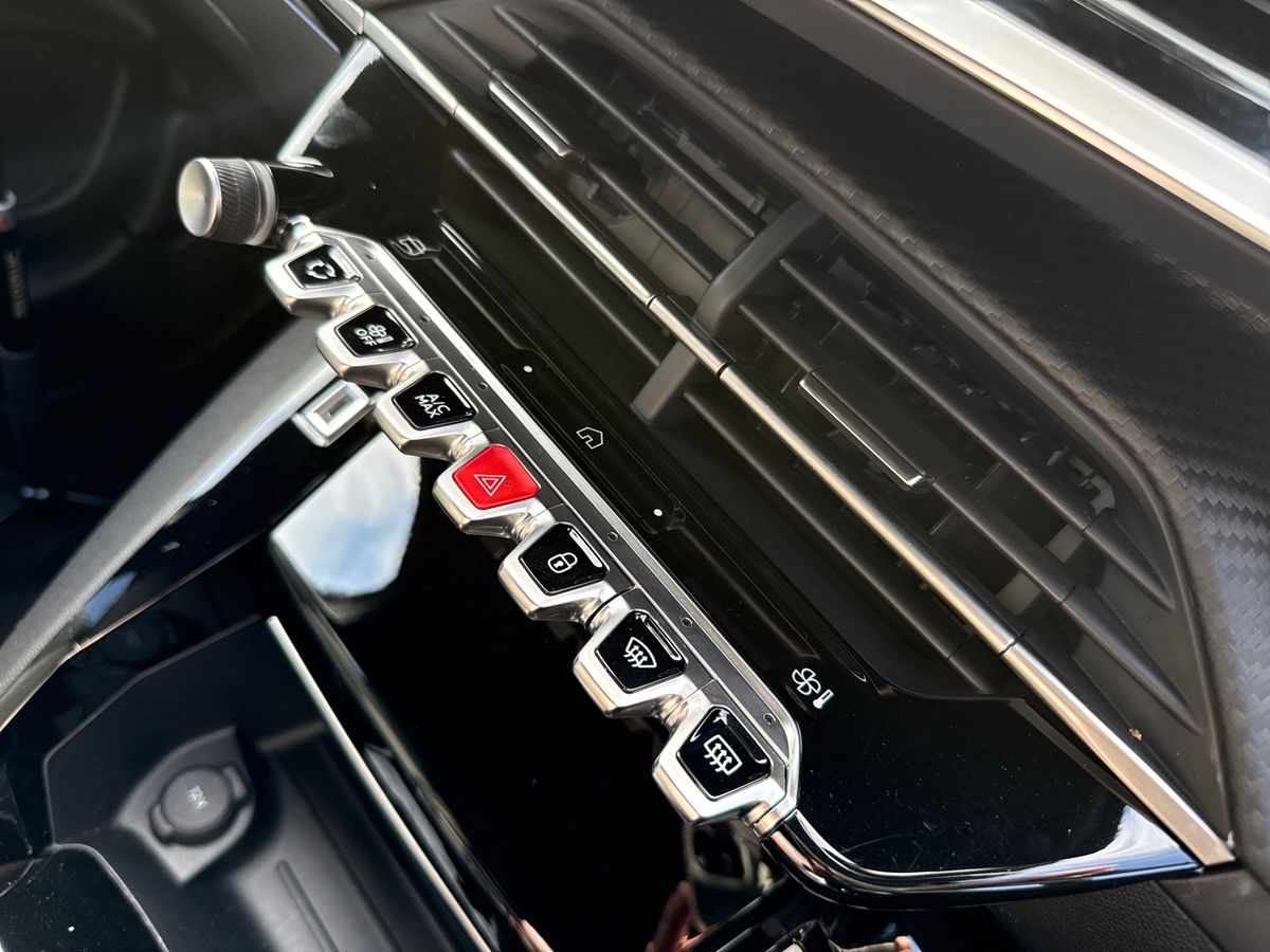 Used Peugeot 208 2025 for sale - 76030076: Photo 30