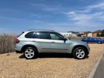 Used BMW X5 2010 for sale - 75547347: Photo