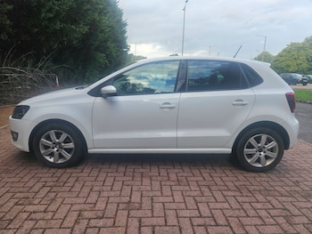 Used Volkswagen Polo 2012 for sale - 75925737: Photo