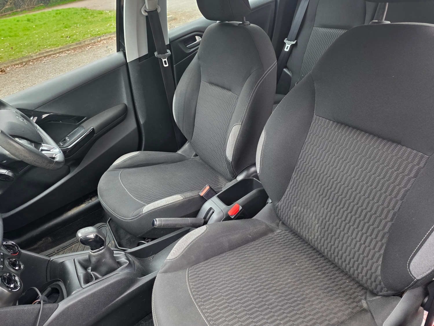 Used Peugeot 208 2015 for sale - 78080782: Photo 14