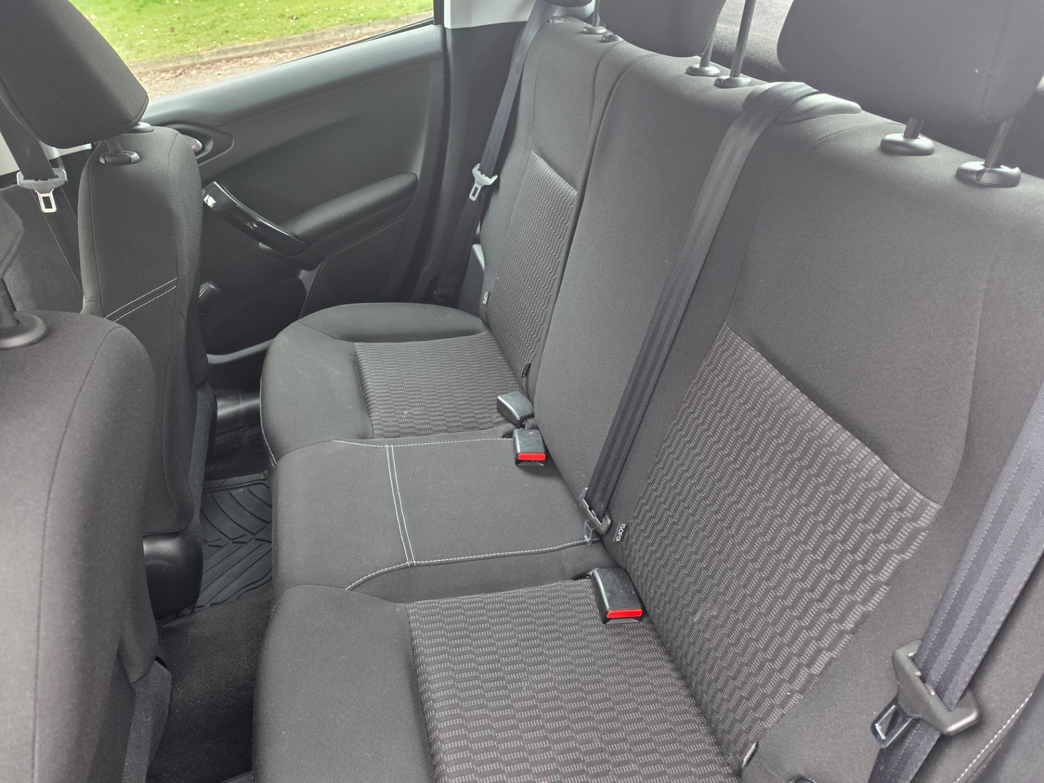 Used Peugeot 208 2015 for sale - 78080782: Photo 15