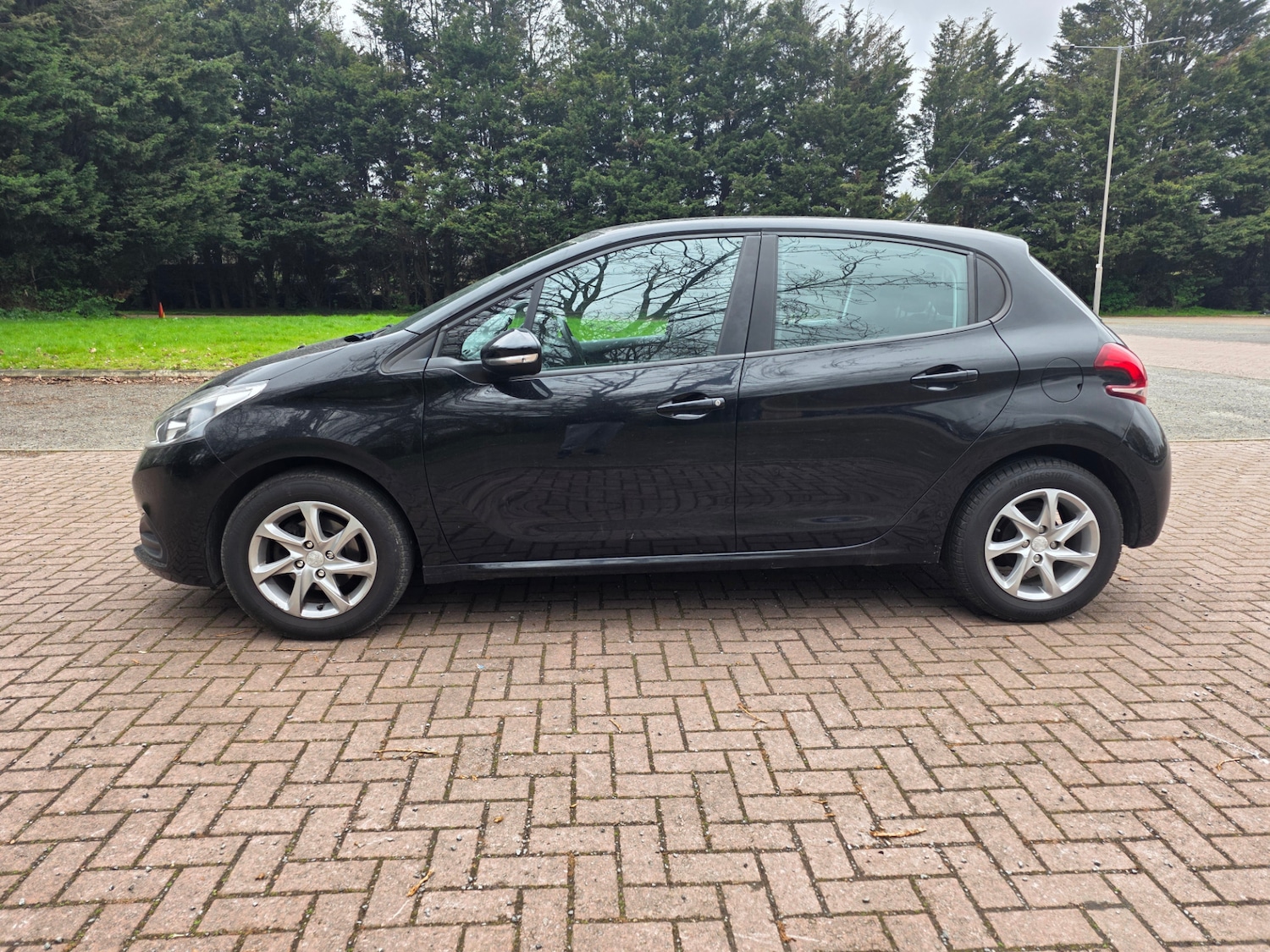 Used Peugeot 208 2015 for sale - 78080782: Photo 4