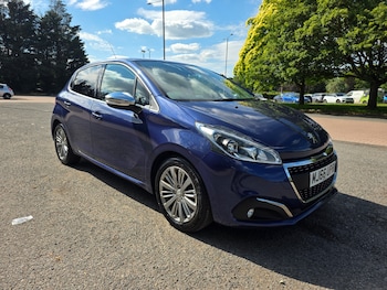Used Peugeot 208 2017 for sale - 78979611: Photo
