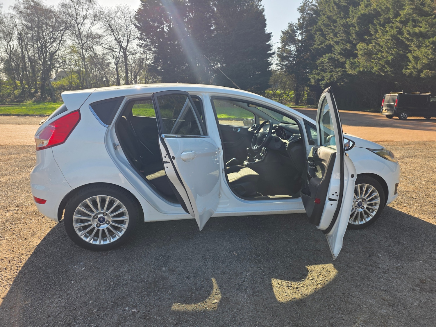 Used Ford Fiesta 2014 for sale - 77804061: Photo 11