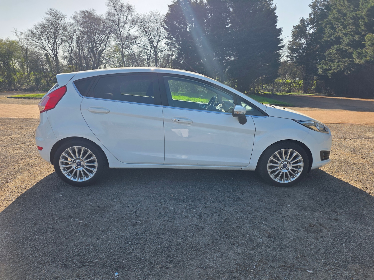 Used Ford Fiesta 2014 for sale - 77804061: Photo 5