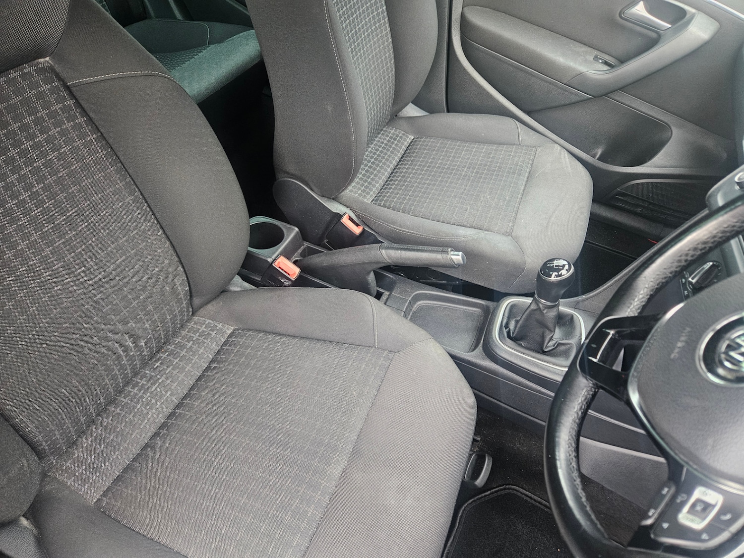 Used Volkswagen Polo 2016 for sale - 76352579: Photo 11