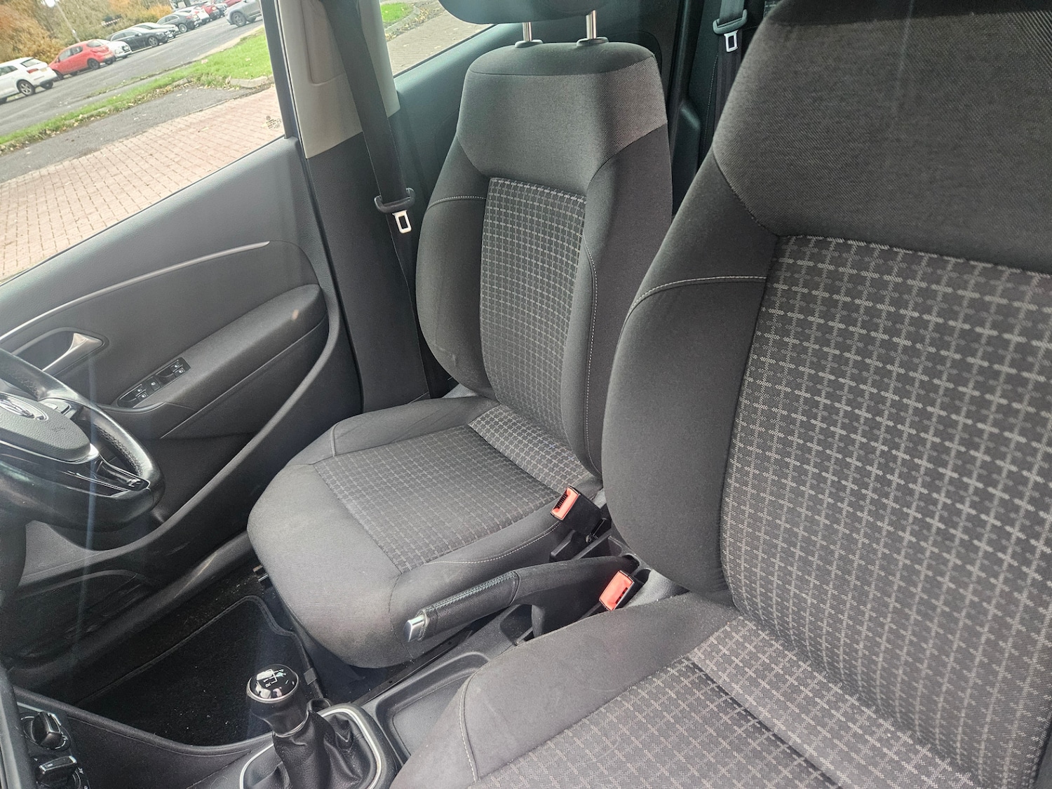 Used Volkswagen Polo 2016 for sale - 76352579: Photo 12