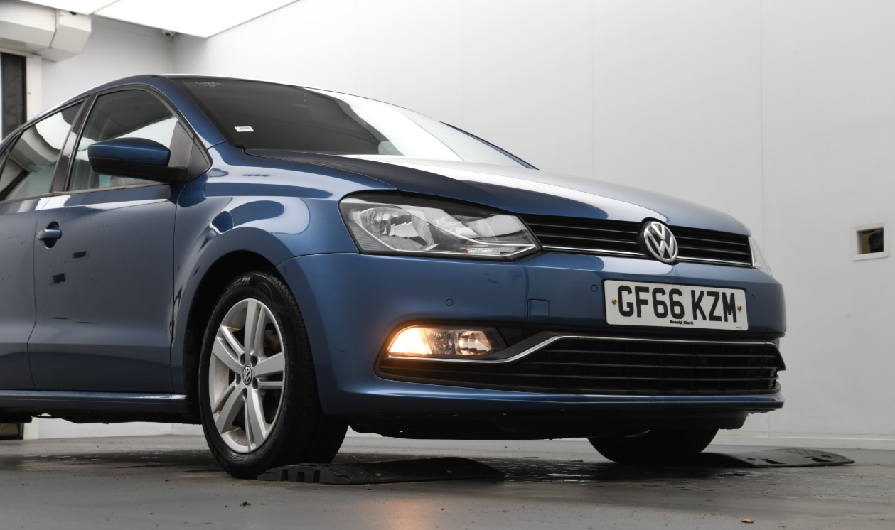 Used Volkswagen Polo 2016 for sale - 76352579: Photo 3