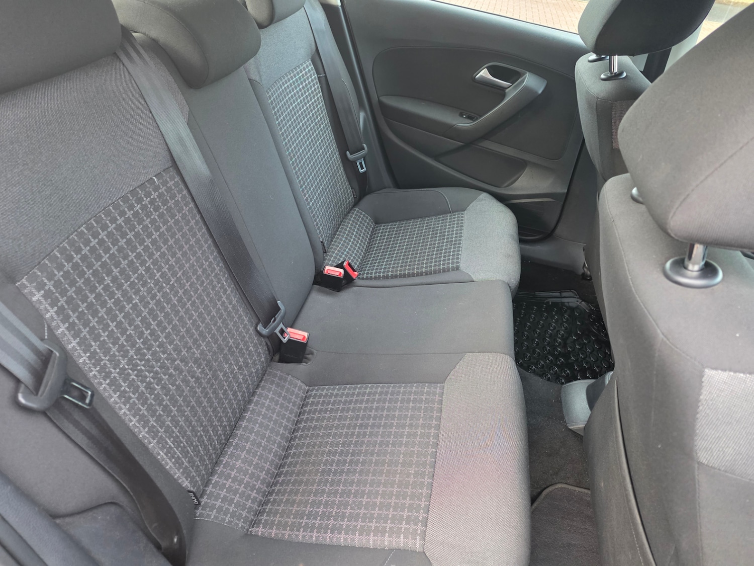 Used Volkswagen Polo 2015 for sale - 76831935: Photo 17