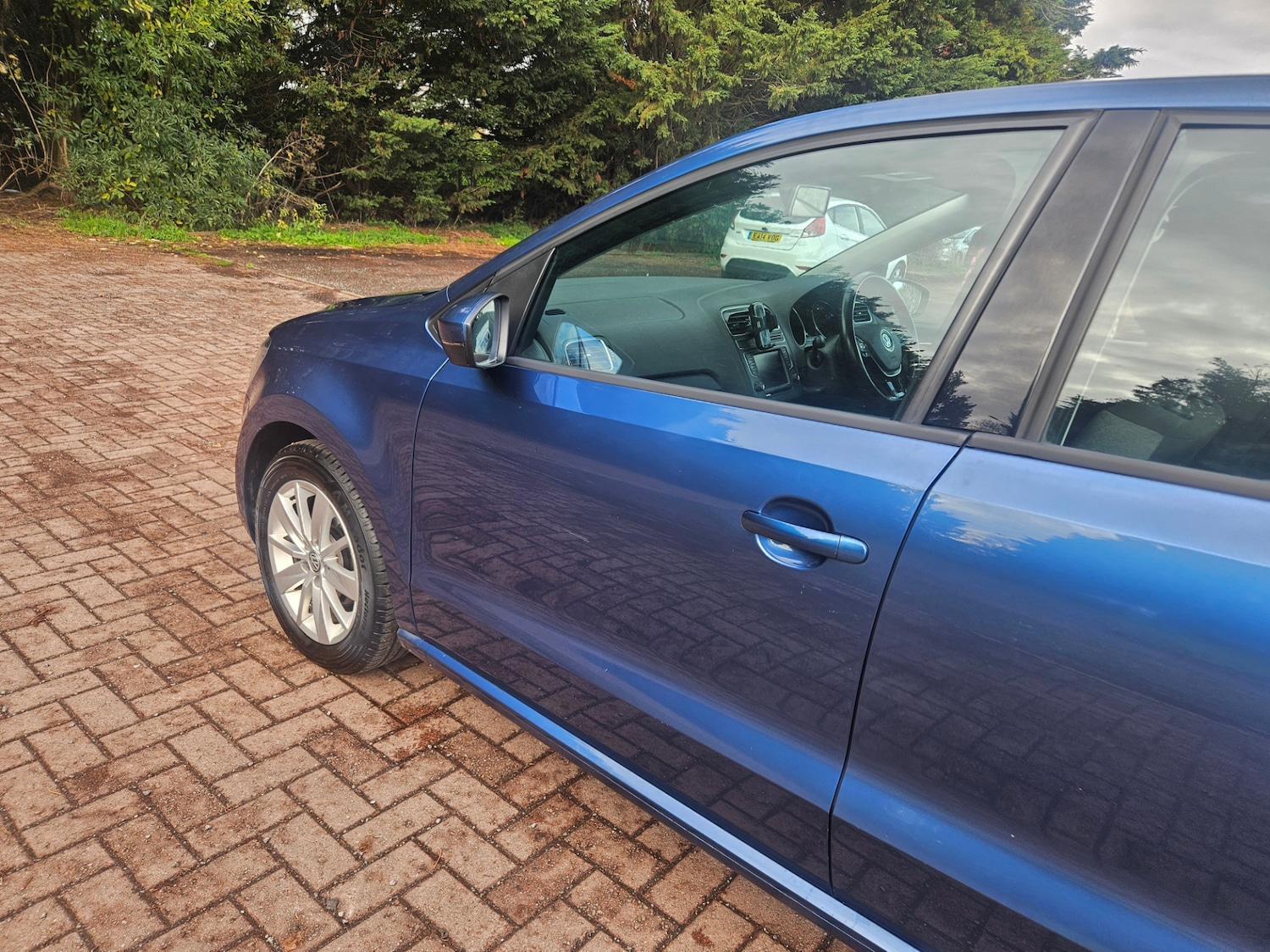 Used Volkswagen Polo 2015 for sale - 76554520: Photo 14