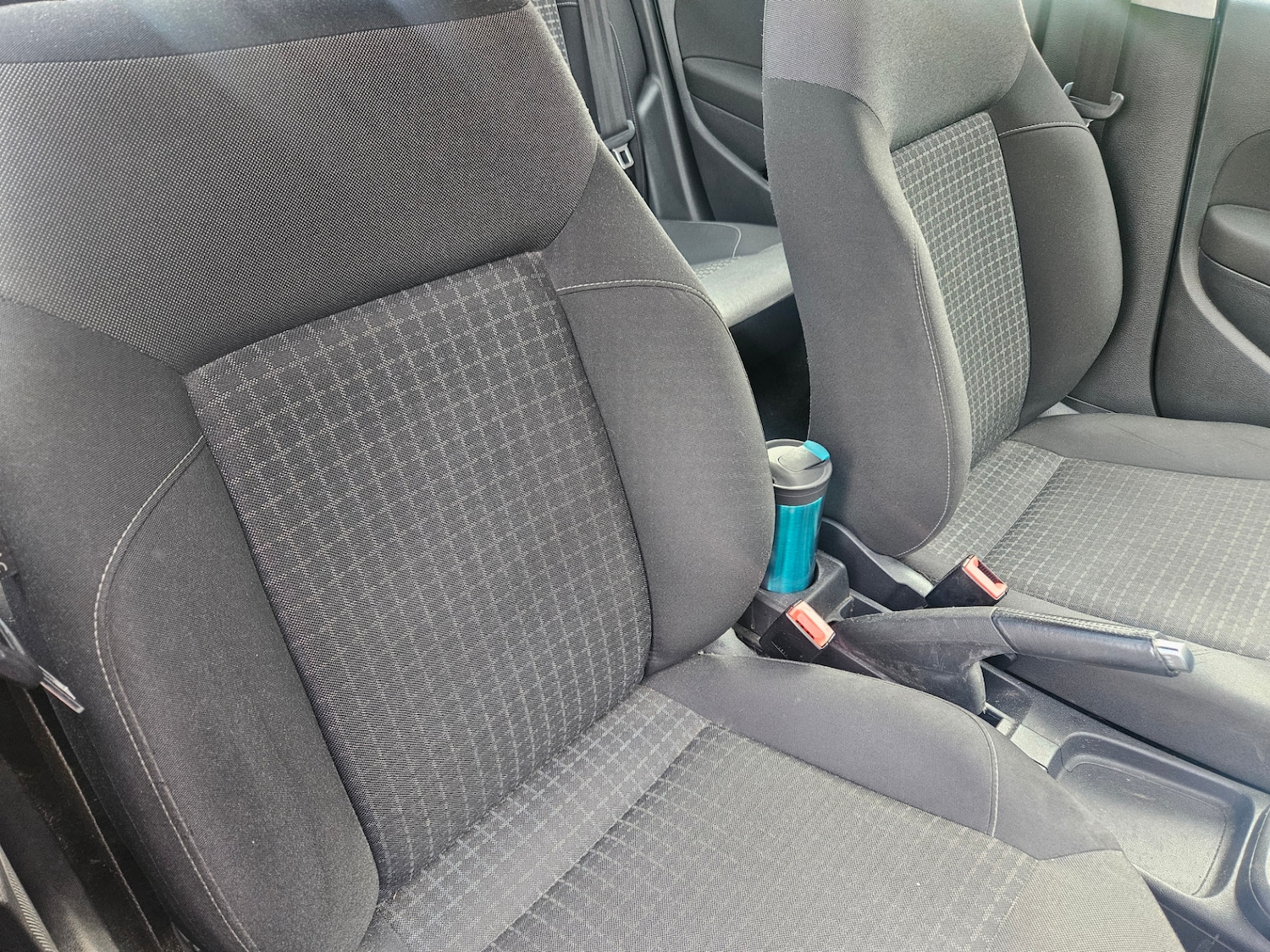 Used Volkswagen Polo 2015 for sale - 76554520: Photo 15