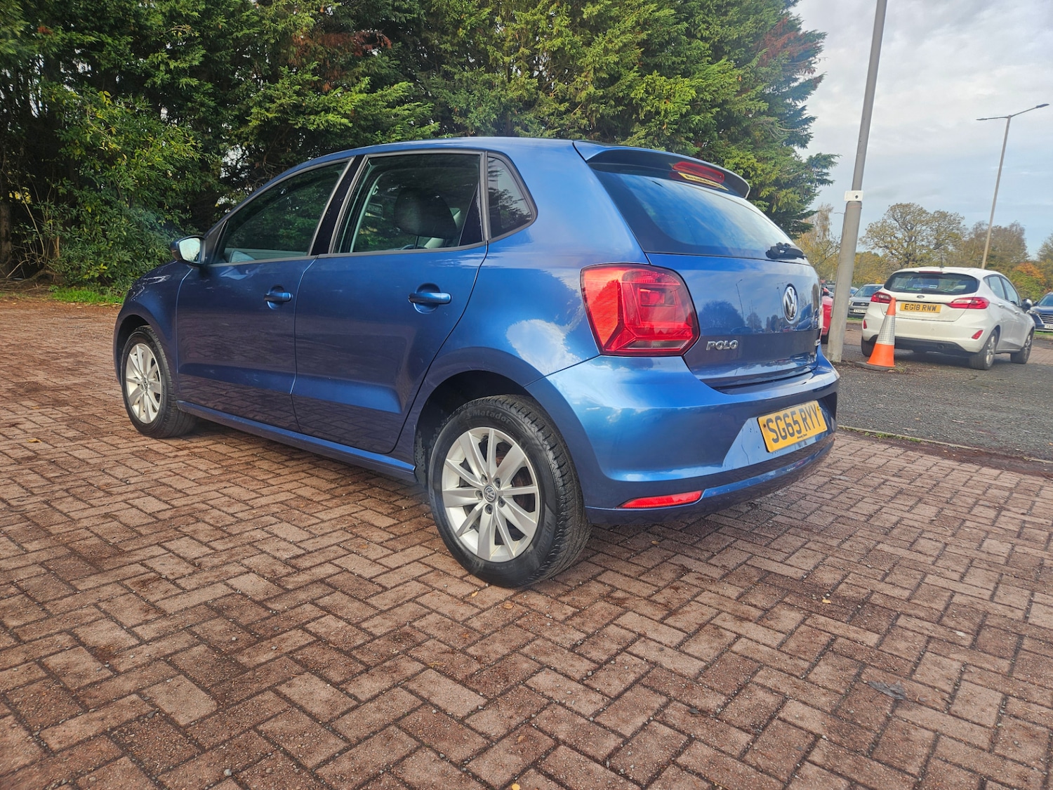 Used Volkswagen Polo 2015 for sale - 76554520: Photo 6