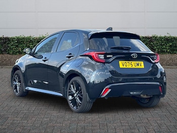 Used Toyota Yaris 2025 for sale - 79305420: Photo