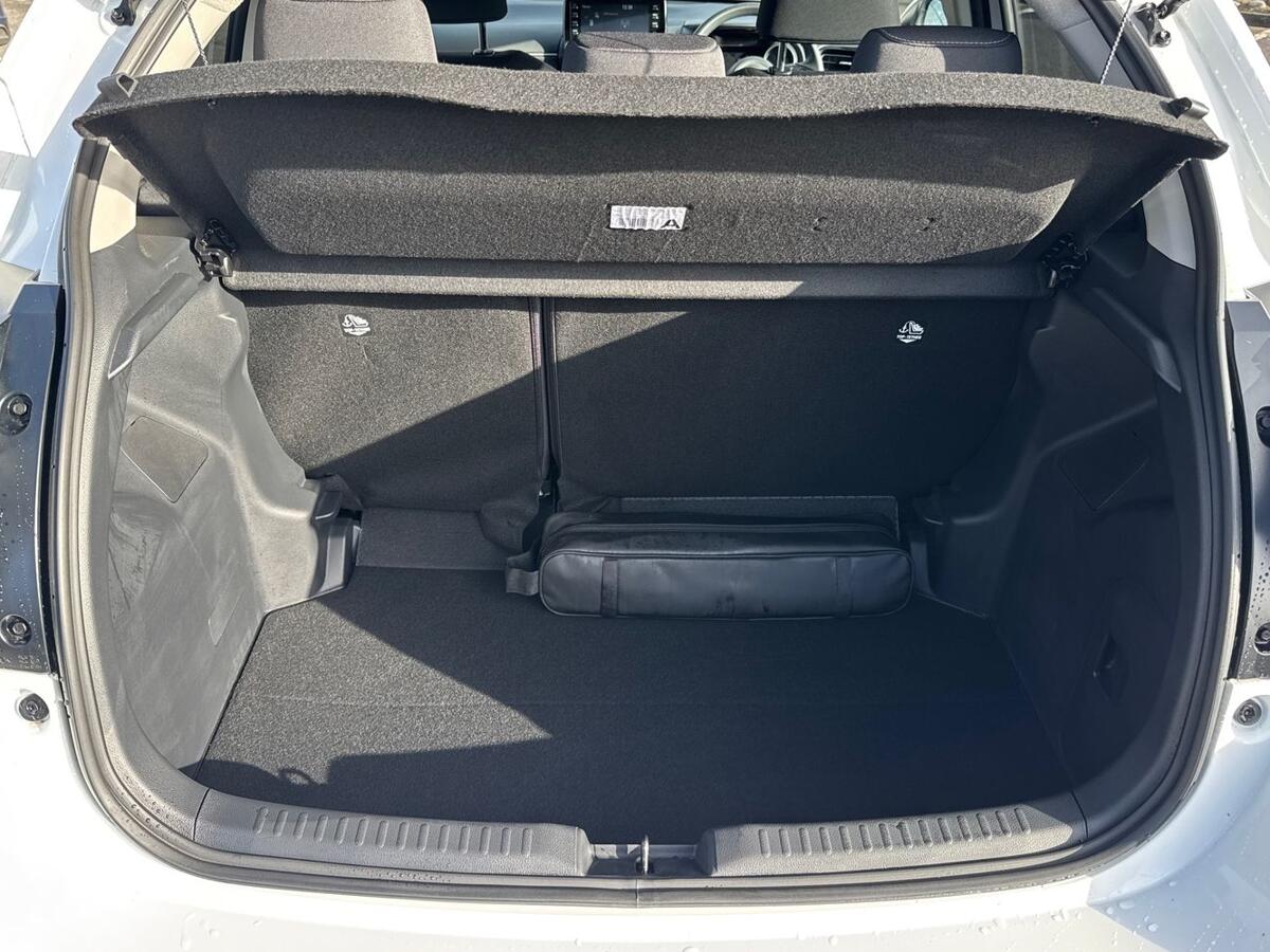 Used Toyota Yaris 2024 for sale - 77254423: Photo 10