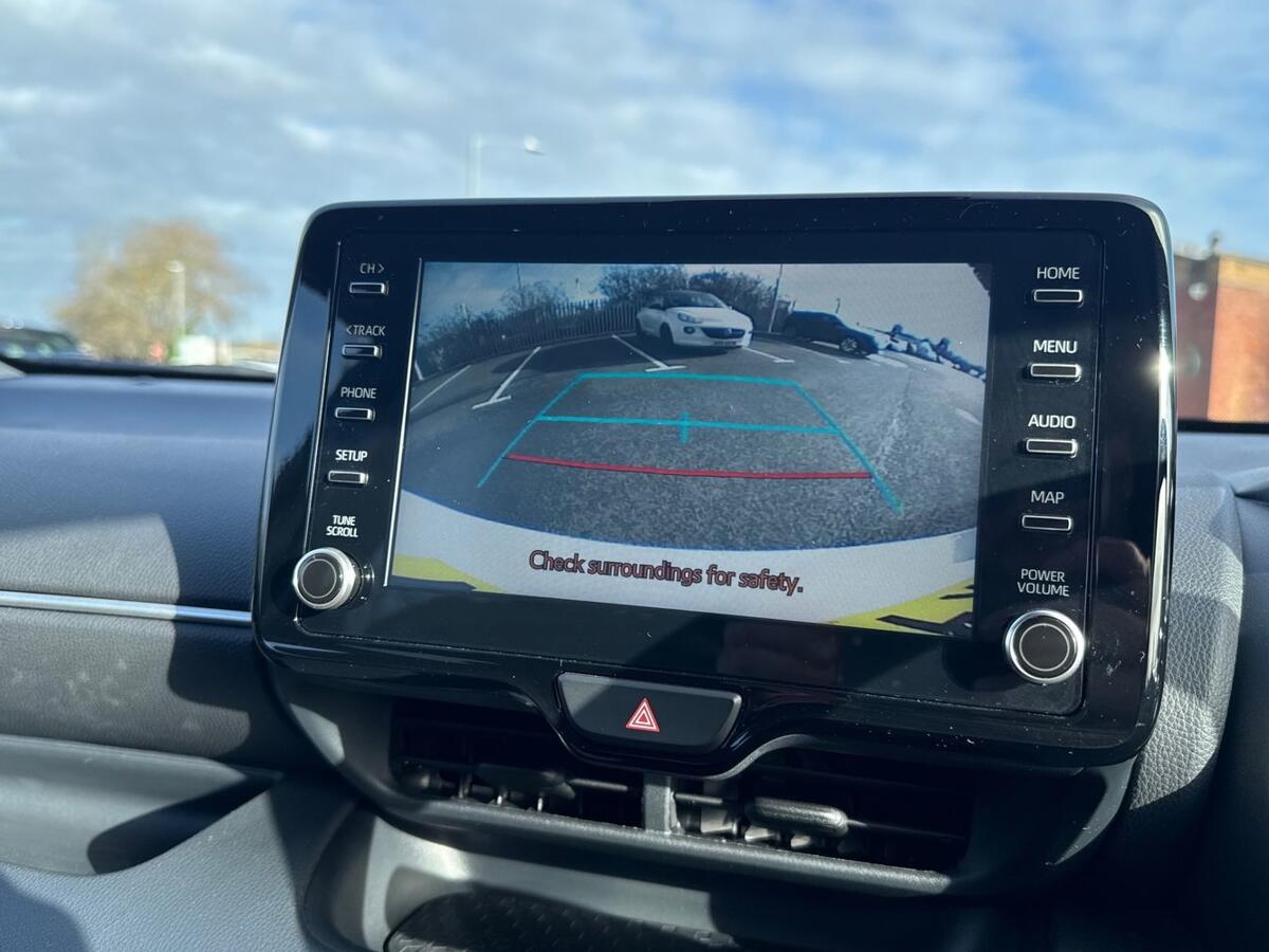 Used Toyota Yaris 2024 for sale - 77254423: Photo 11