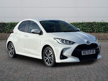 Used Toyota Yaris 2024 for sale - 77254423: Photo