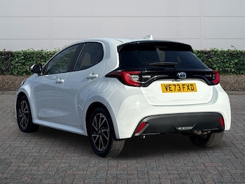 Used Toyota Yaris 2024 for sale - 77254423: Photo