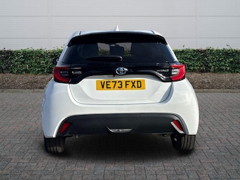 Used Toyota Yaris 2024 for sale - 77254423: Photo