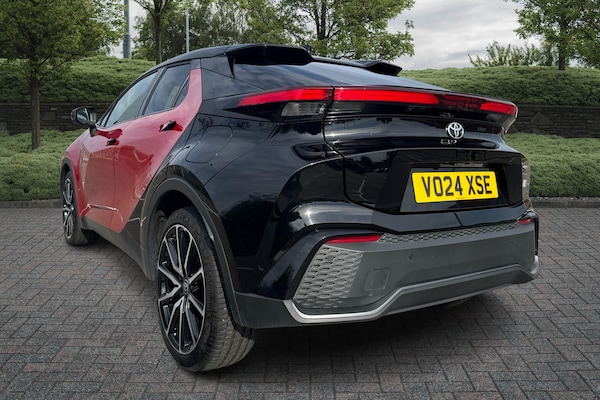 Used Toyota C-HR 2024 for sale - 76025869: Photo 4