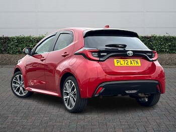 Used Toyota Yaris 2023 for sale - 77785689: Photo